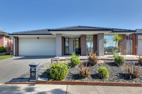 16 Arenal Street Curlewis 3222