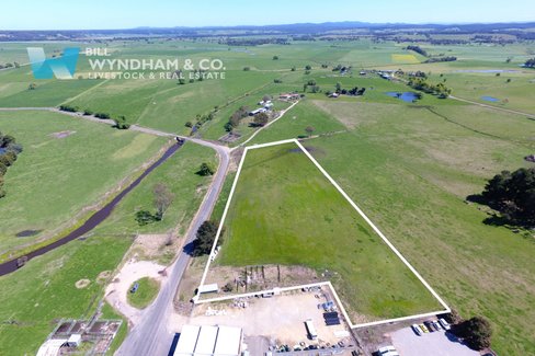 16 B Road, Orbost