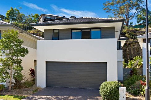 16 Bardo Circuit, REVESBY HEIGHTS NSW 2212