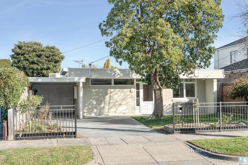 16 Baringhup Street Cheltenham 3192