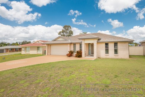 16 Blackley Ave, RAWORTH NSW 2321