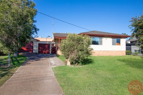 16 Buffier Crescent, RUTHERFORD NSW 2320