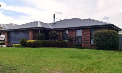 16 Burgun Drive, TUMBARUMBA NSW 2653