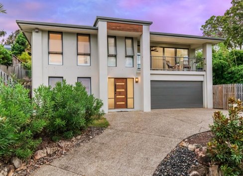 16 Camarillo Circuit, REEDY CREEK QLD 4227