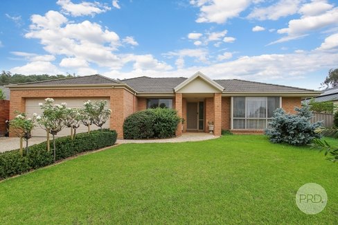 16 Casper Lane, GLENROY NSW 2640