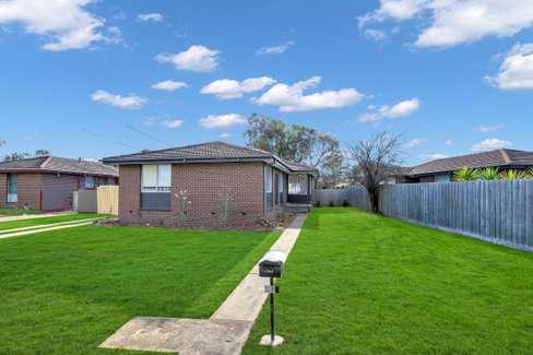 16 Challenger Close Whittington 3219