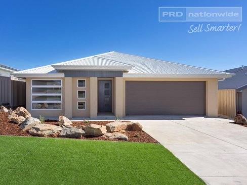 16 Chang Avenue, LLOYD NSW 2650