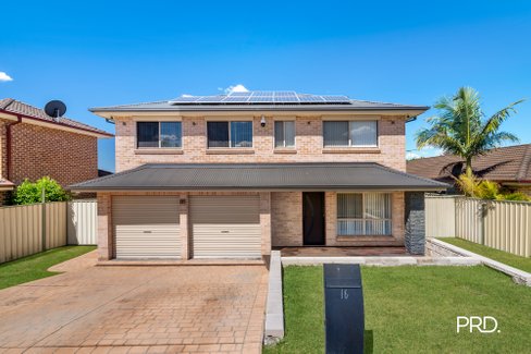 16 Coco Drive, GLENMORE PARK NSW 2745