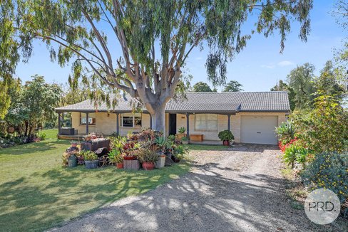 16 Darrell Road, TAMWORTH