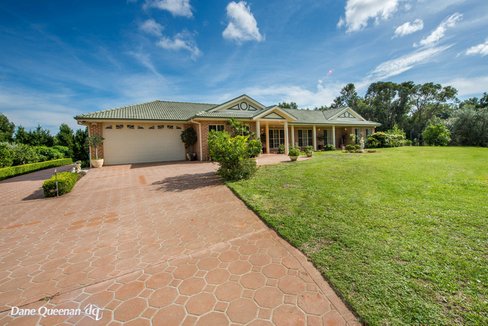 16 Eucalyptus Drive, ONE MILE NSW 2316