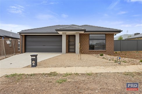 16 Fitzgerald Road, HUNTLY VIC 3551