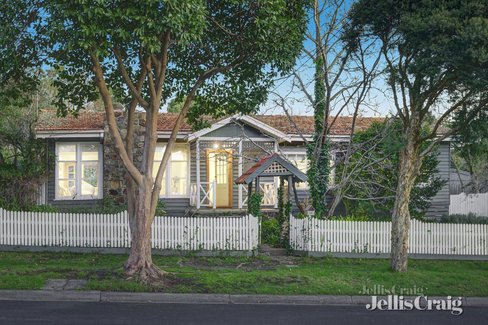 16 Frances Street Heathmont 3135