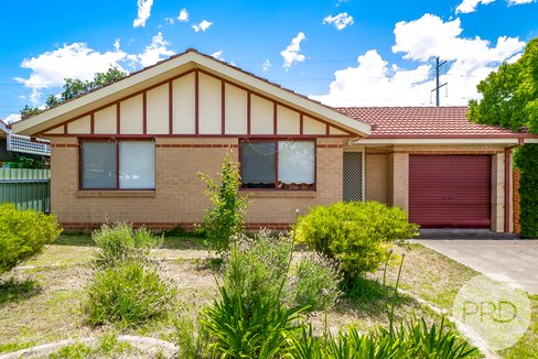 16 Girraween Mews, GLENFIELD PARK NSW 2650