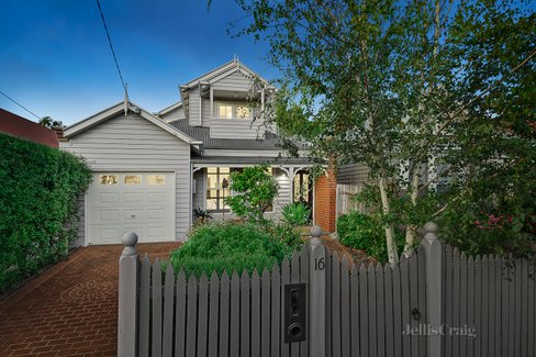 16 Gordon Street Fairfield 3078