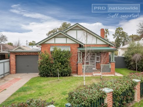 16 Gormly Avenue, WAGGA WAGGA NSW 2650