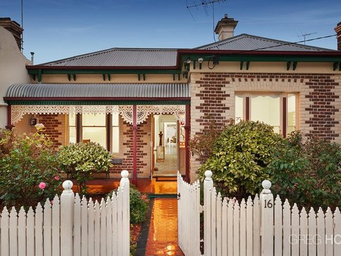 16 Greig Street Albert Park 3206