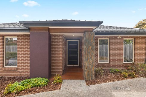 1 6 Hakea Drive Mount Martha 3934