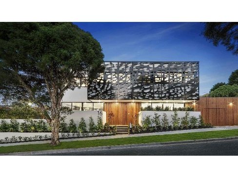 16 Harrington Avenue Balwyn North 3104