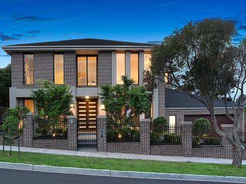 16 Hawkins Avenue Mont Albert North 3129