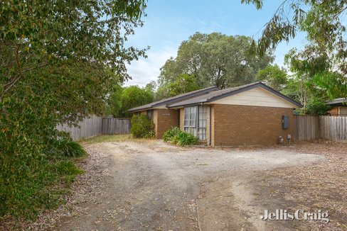 16 Herman Court Lysterfield 3156