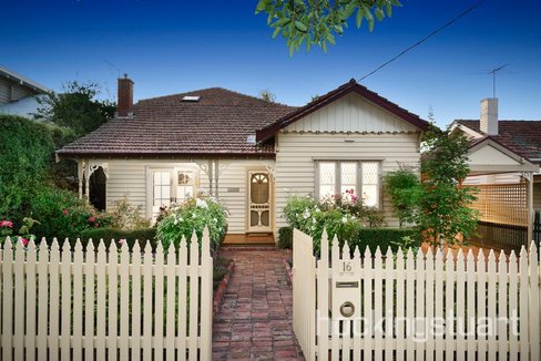 16 James Street Surrey Hills 3127
