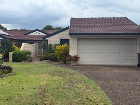16 Ketch Close, CORLETTE NSW 2315