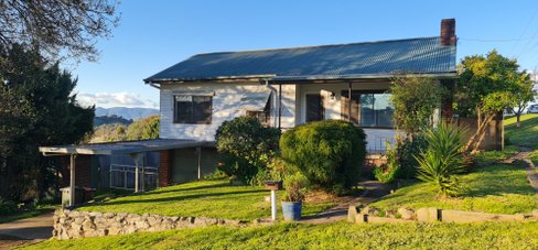 16 Lambie Street, TUMUT NSW 2720