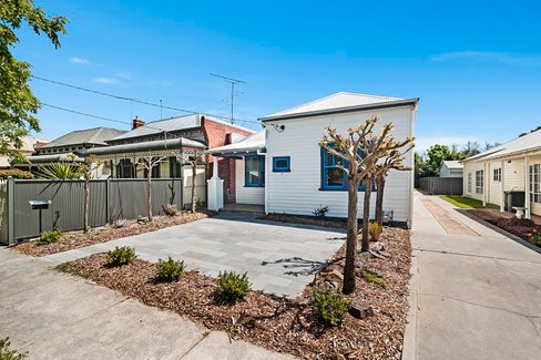 16 Larritt Street, BENDIGO VIC 3550