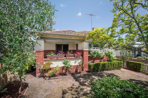 16 Lingwell Road Hawthorn East 3123