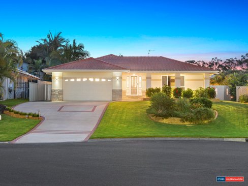 16 LITSEA Court, REEDY CREEK QLD 4227