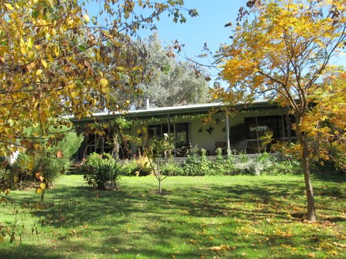 16 Miners Way, Swifts Creek