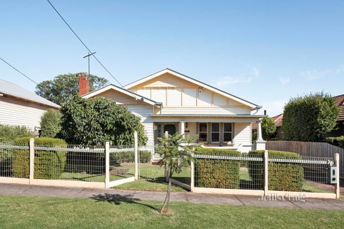 16 Monash Street Ascot Vale 3032