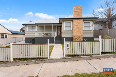 16 Moray Crescent, NORTH BENDIGO VIC 3550