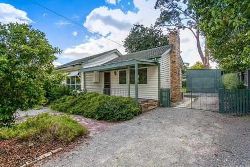 16 Morcom Avenue Ringwood East 3135