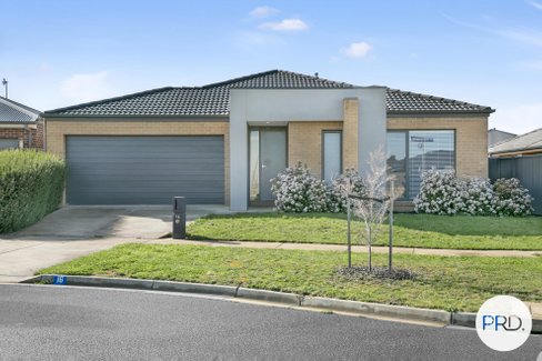 16 O'Callaghan Parade, LUCAS VIC 3350