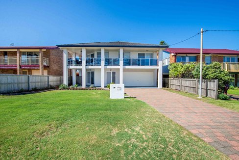 16 Ocean Avenue, ANNA BAY NSW 2316