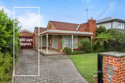 16 Paloma Street Bentleigh East 3165