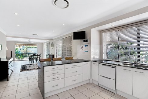 16 Pantowora Street, CORLETTE NSW 2315