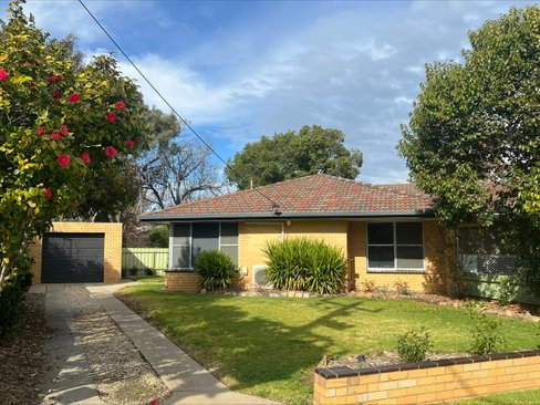 16 Park Street, MOOROOPNA VIC 3629