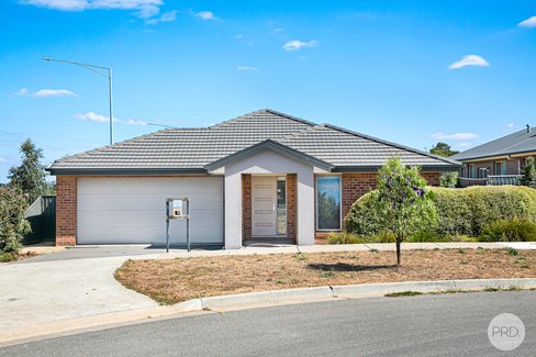 16 Pengelly Road, LUCAS VIC 3350