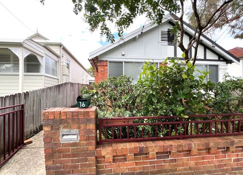 16 Pile Street, DULWICH HILL NSW 2203