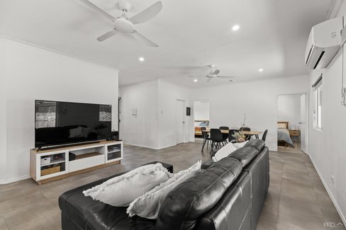 16 Reid Road, CABLE BEACH