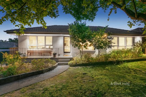 16 Reserve Road Box Hill 3128