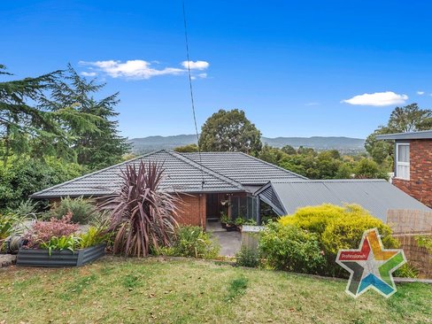 16 Richardson Road Croydon North 3136