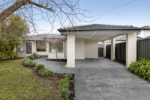 16 Rowan Street Croydon 3136
