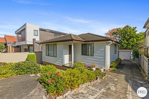 16 Seaforth Avenue, OATLEY NSW 2223