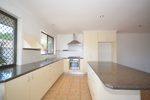 1/6 Shearwater Parade, TWEED HEADS NSW 2485