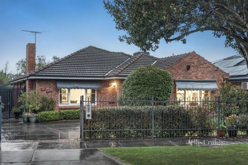 16 Stockdale Avenue Bentleigh East 3165