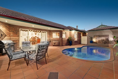 16 Valley Park Drive Mooroolbark 3138