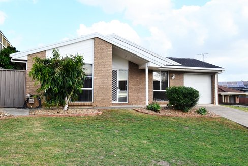 16 Waterfall Cres, Cranebrook